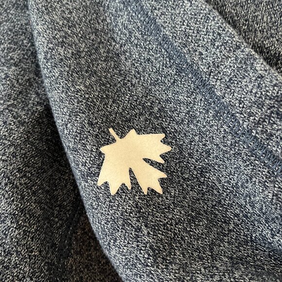 Roots blue hoodie with zipper, size Medium - Picture 3 of 8